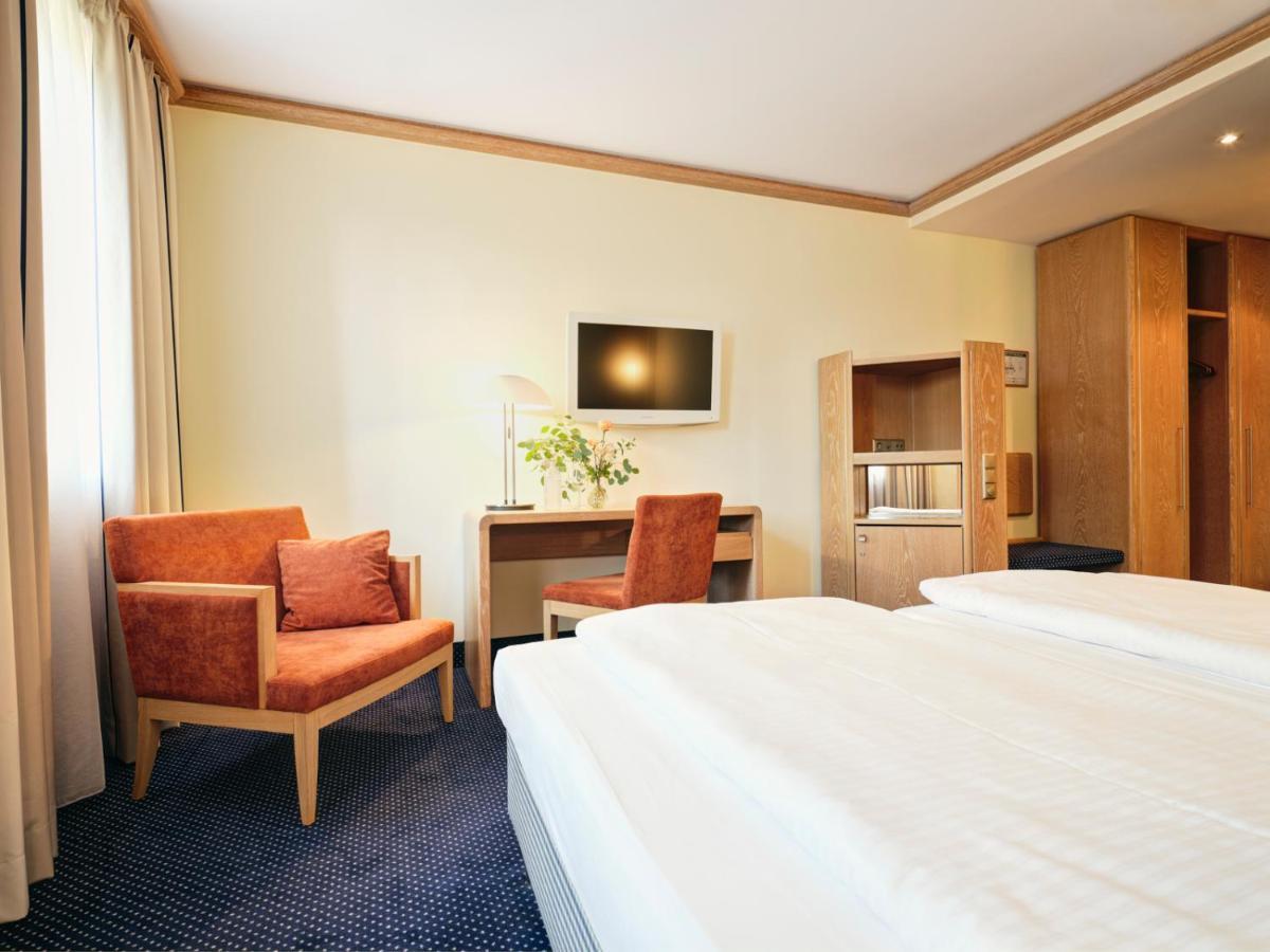 אשהיים Hotel Zur Post מראה חיצוני תמונה